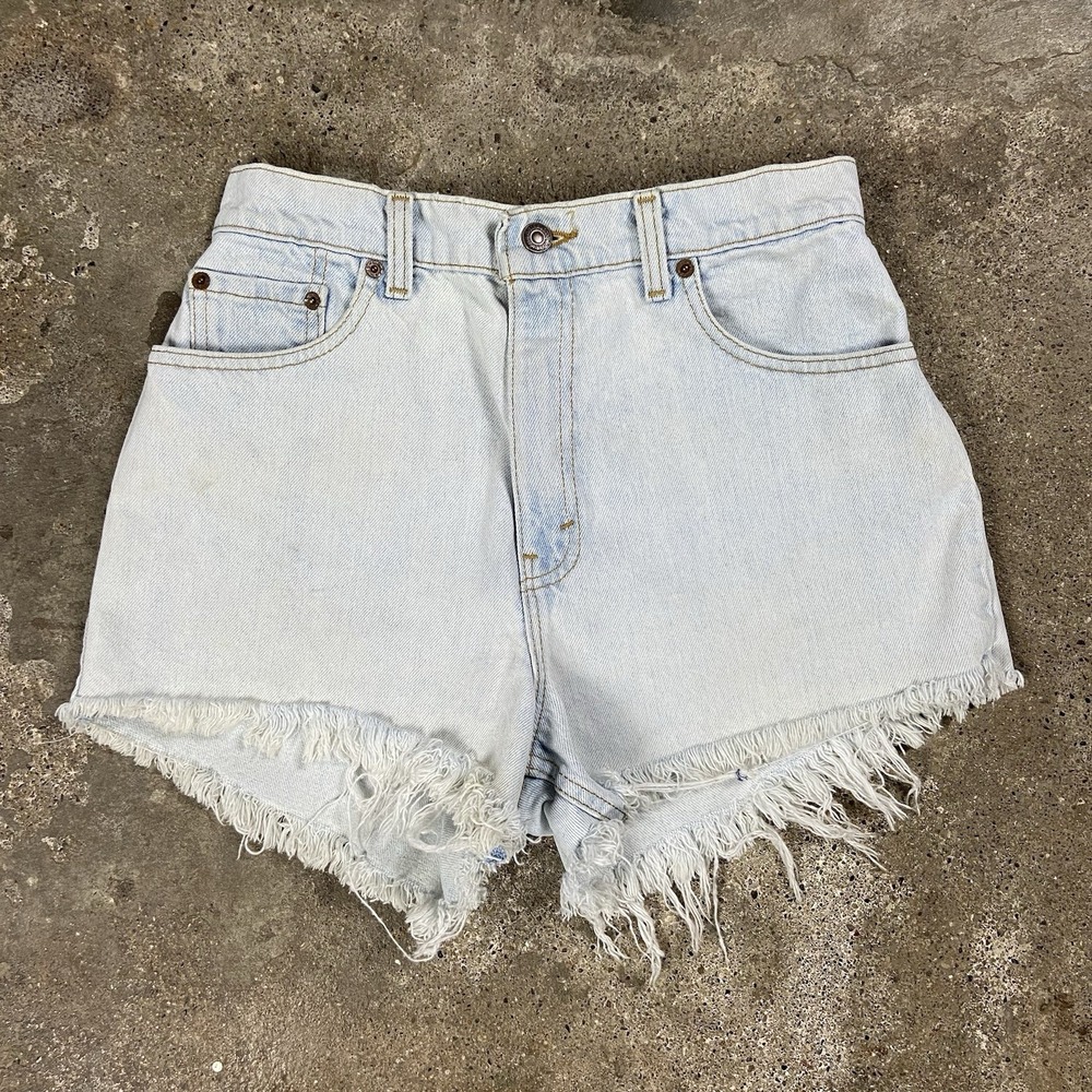 Vintage 90s Levi's 550 Jean Shorts Women's Size 10 Blue Denim Light Wash Relaxed